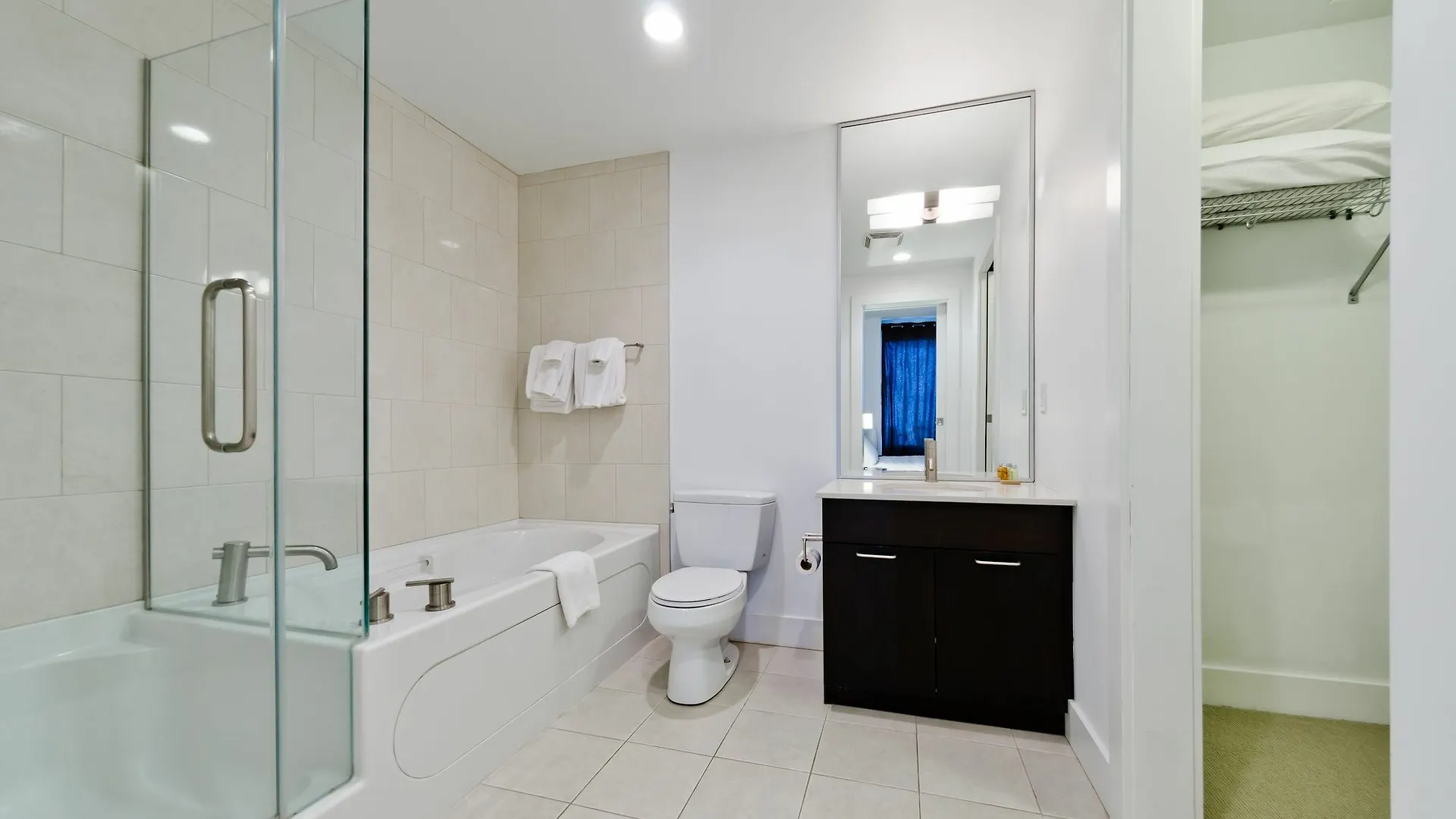 Suite Digs Arriva Calgary