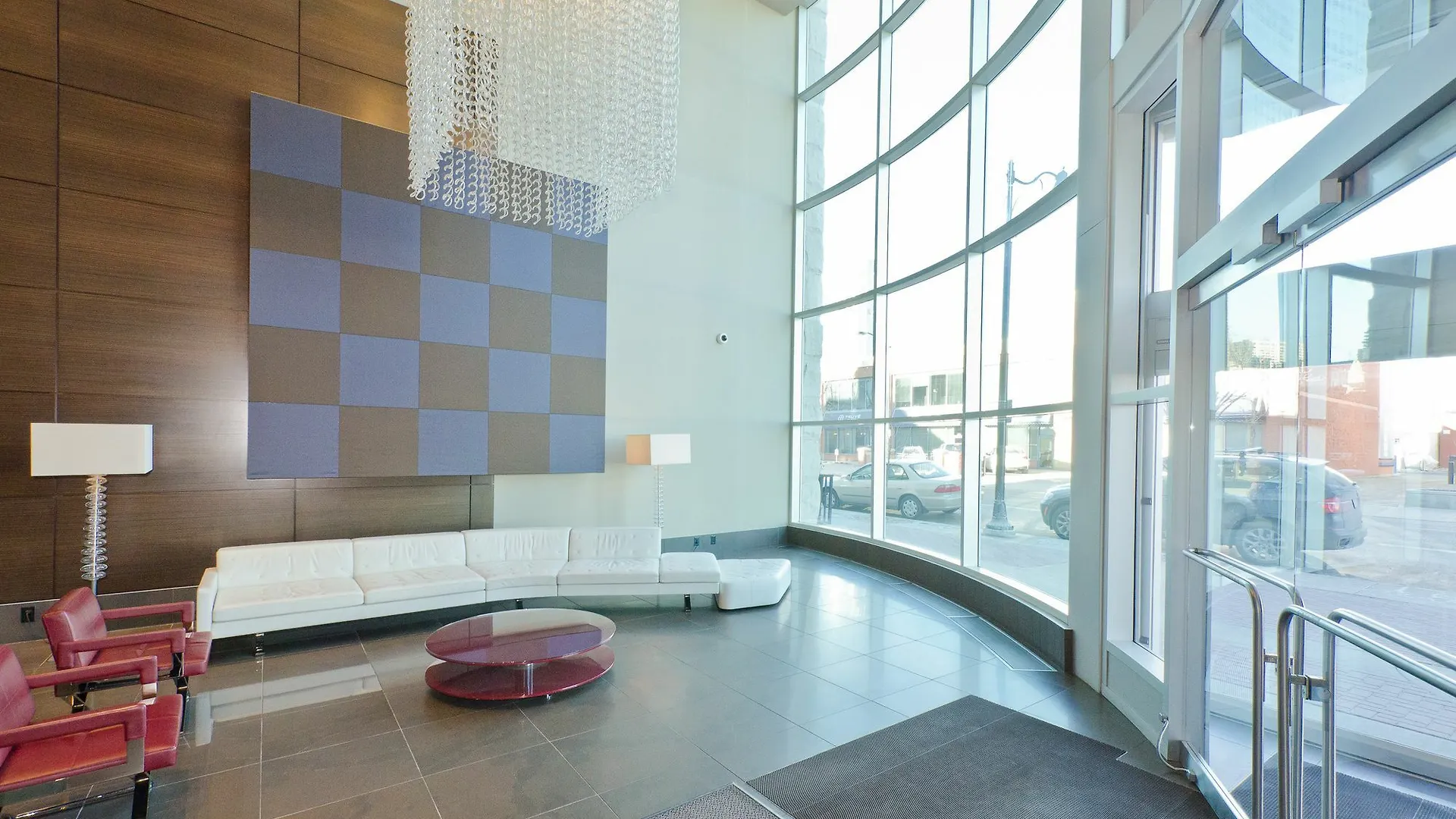 Suite Digs Arriva Calgary Apartment